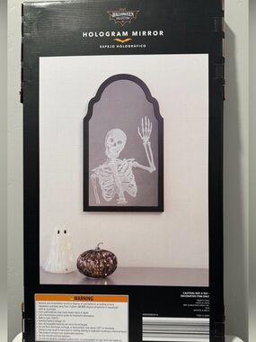 Halloween Hologram Mirror With Waving Skeleton. Brand New.